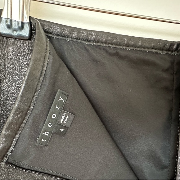 Theory Leather Pencil Skirt - Size 4 - Black - Picture 3 of 5